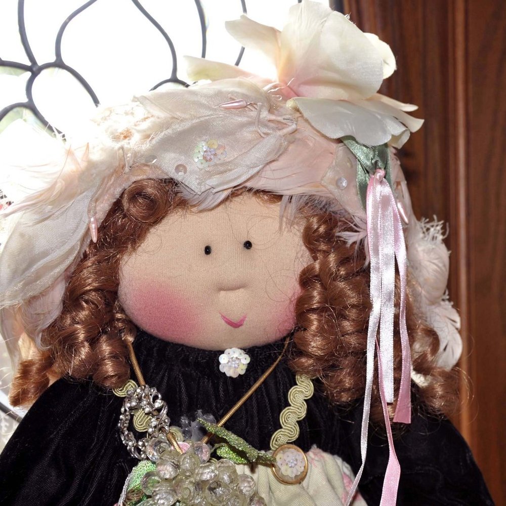 Little Souls Swanky Patricia Pinot Gretchen Wilson Whimsical Cloth Doll 24 Inch